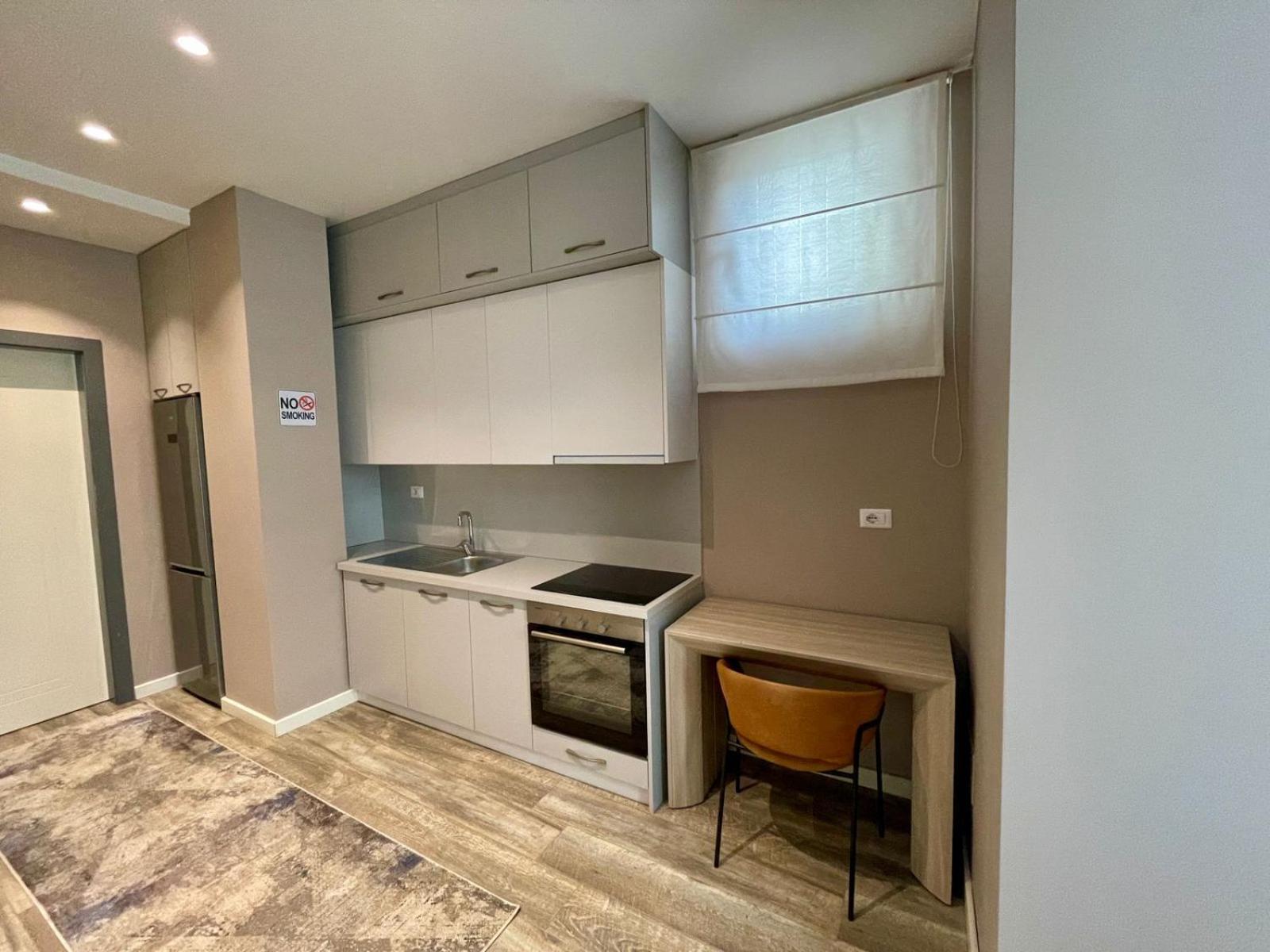 Premium City Studio & Suite Tirana Esterno foto